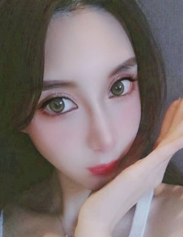 巴黎外围女大学生