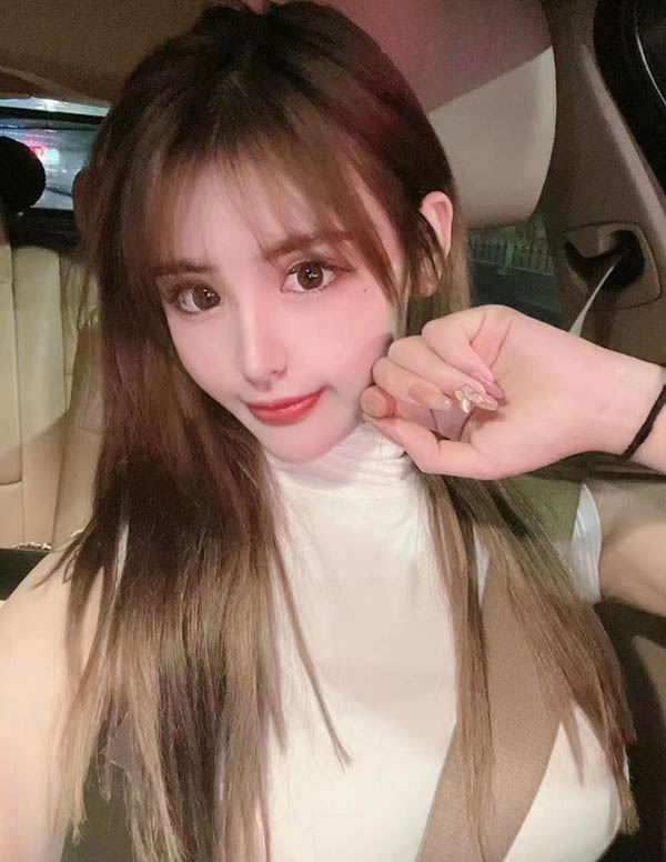 温哥华预约模特